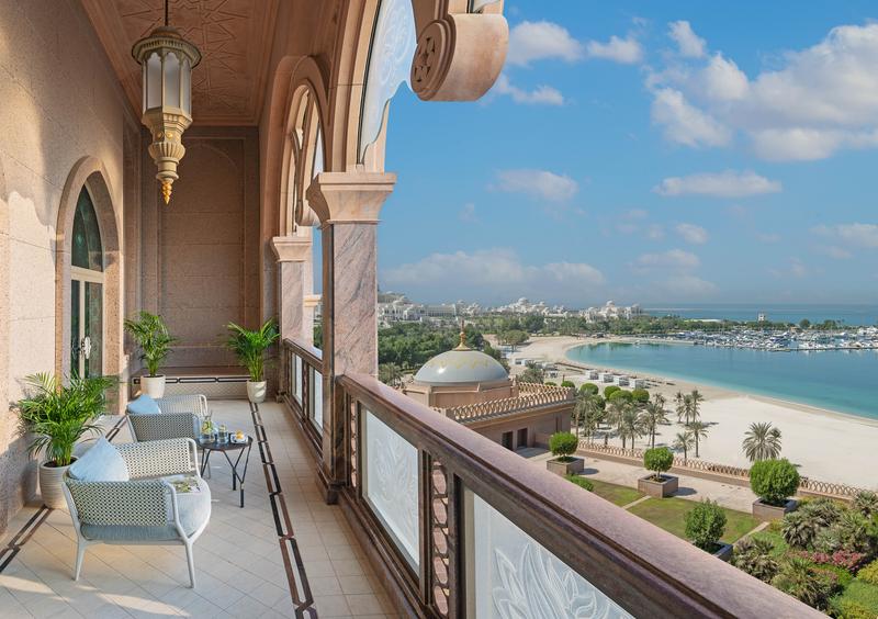 Emirates Palace Mandarin Oriental// balcony