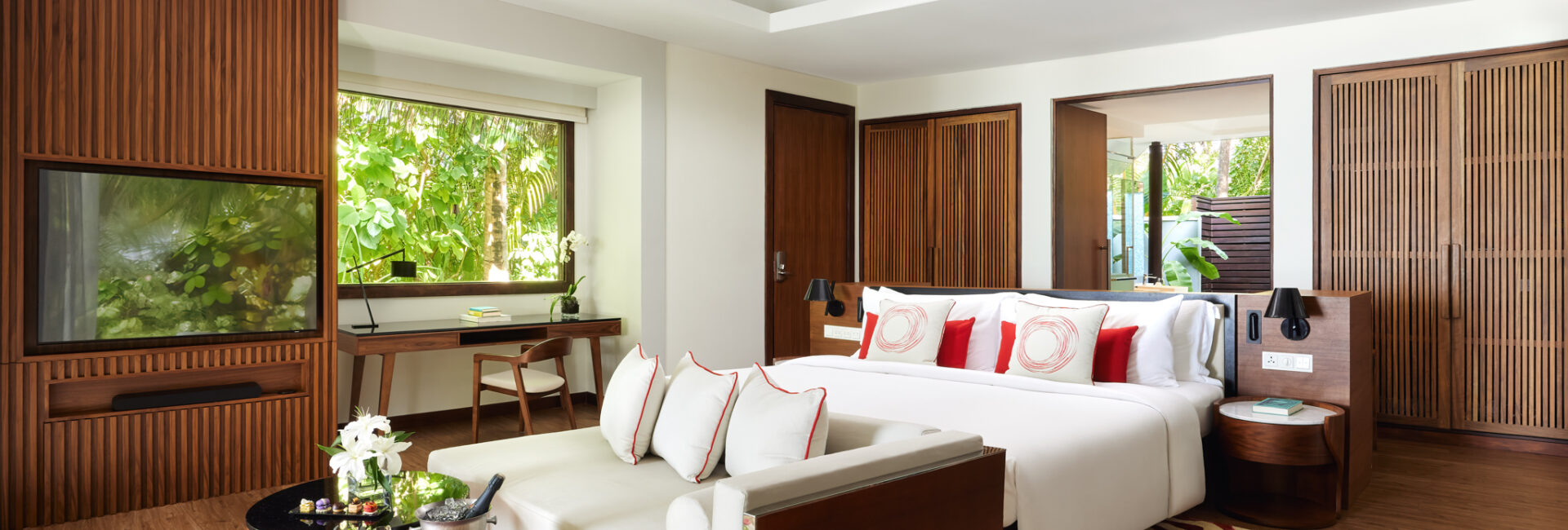 Niyama Private Islands - Deluxe Beach Villa Interior Escape_2