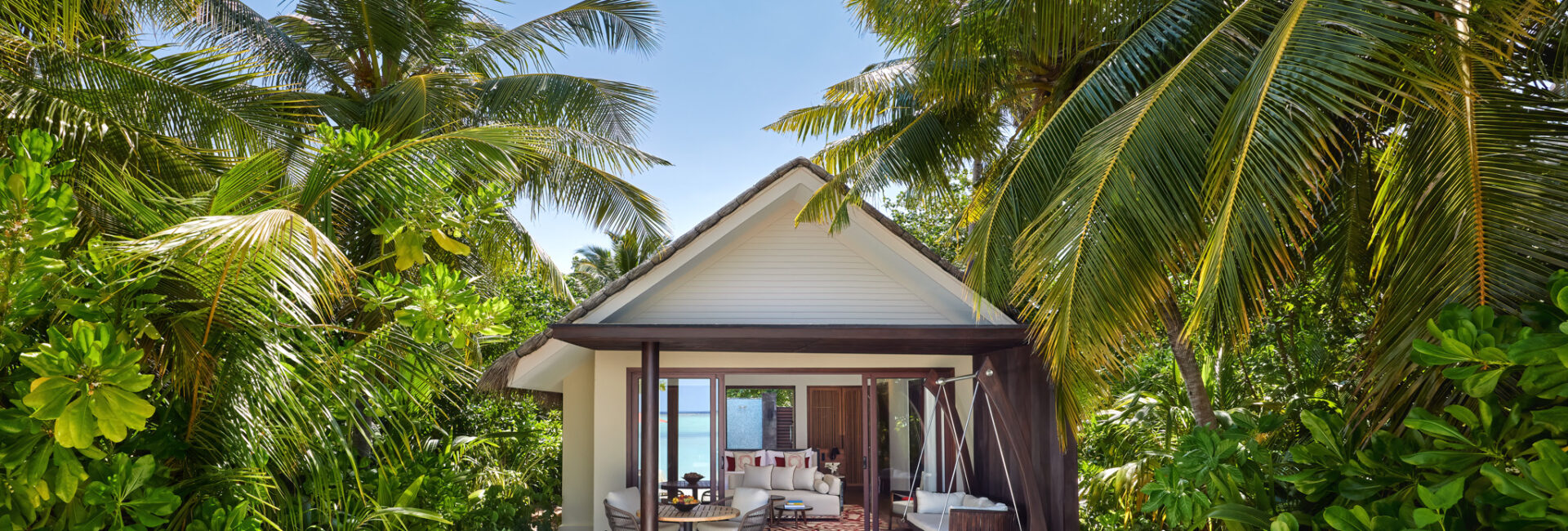 Niyama Private Islands - Deluxe Beach Villa Outdoor Living
