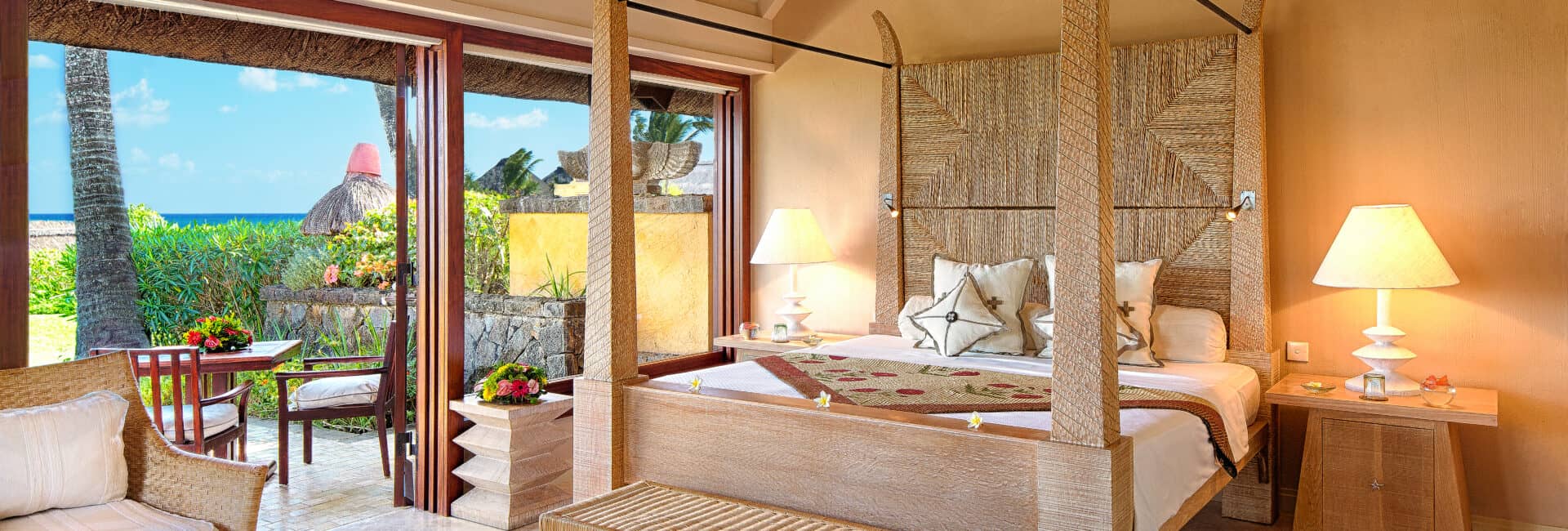 Oberoi_Mauritius_Luxury_Pavilion_Bedroom