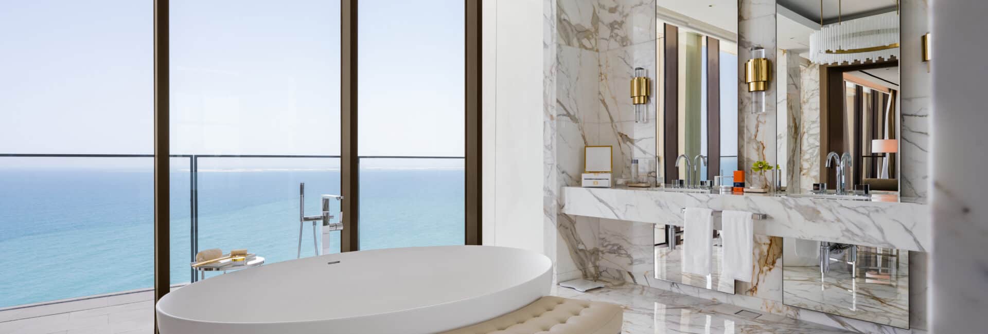 atlantistheroyal-royalmansion-bathroom