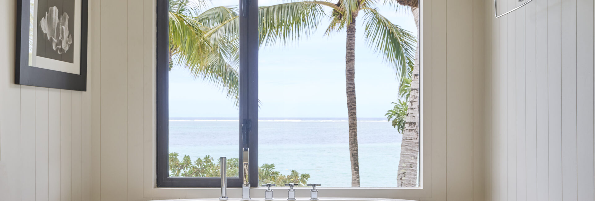 LUX Belle Mare// bath room