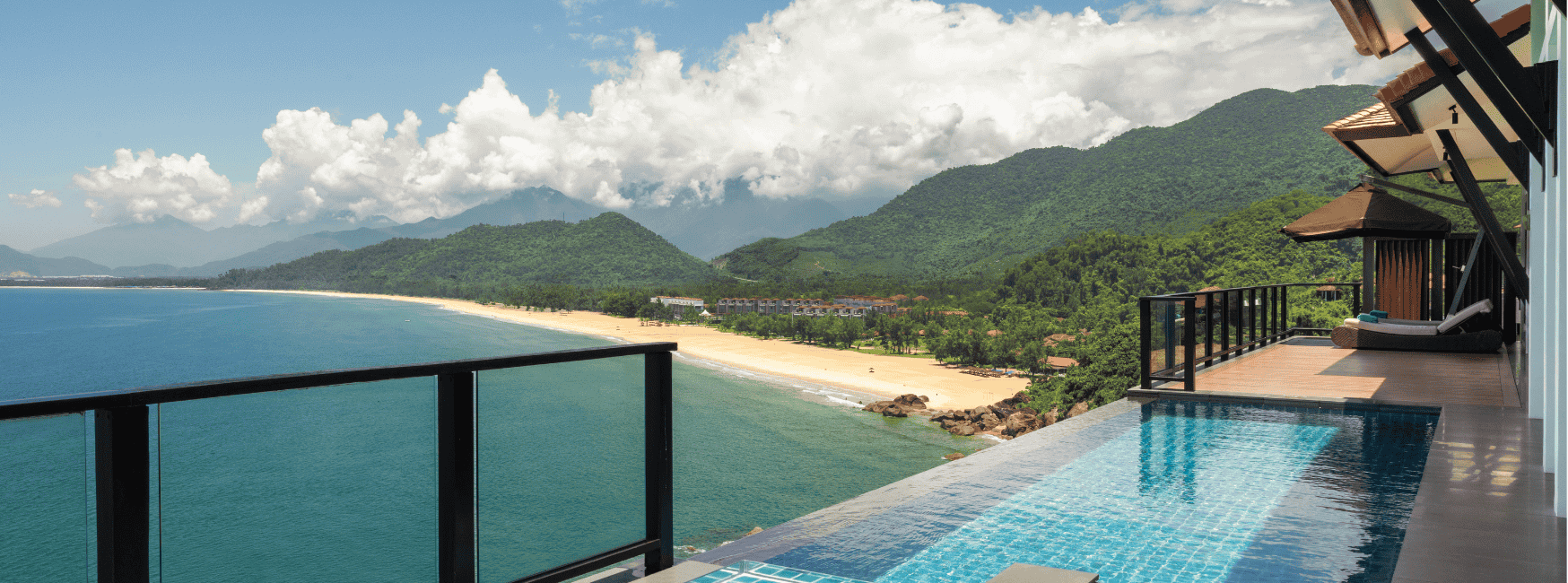 Banyan Tree Lang Co Vietnam/ Balcony with pool