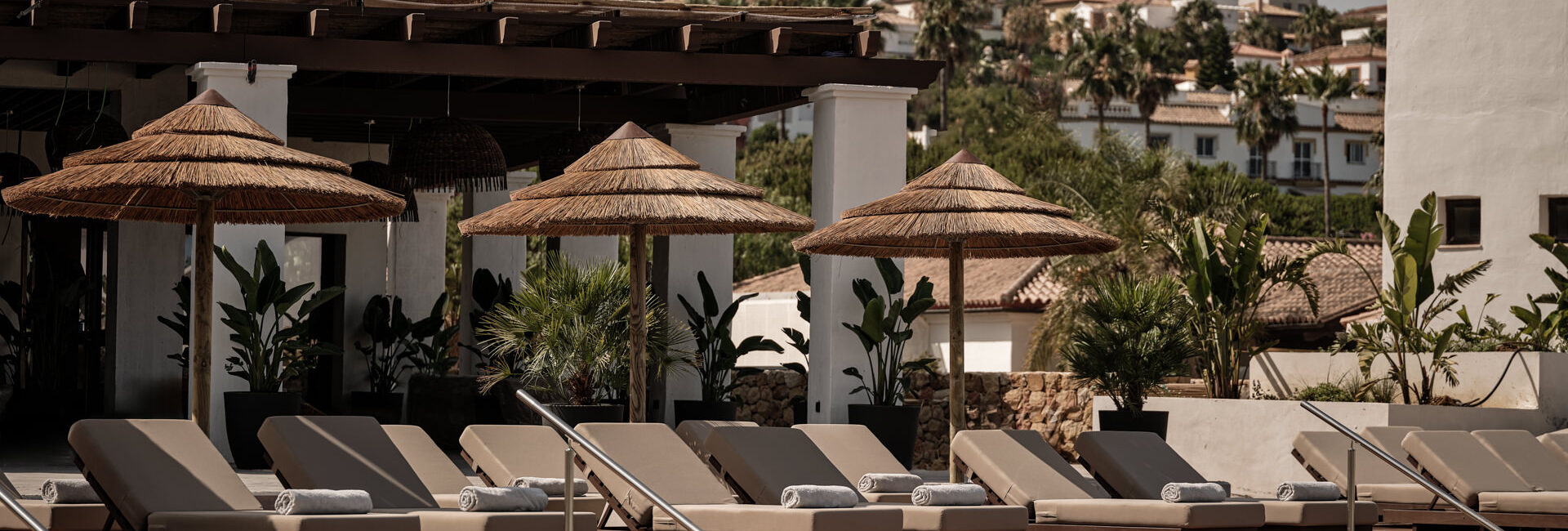 OKU-ANDALUSIA_Pool_30900_LowRes