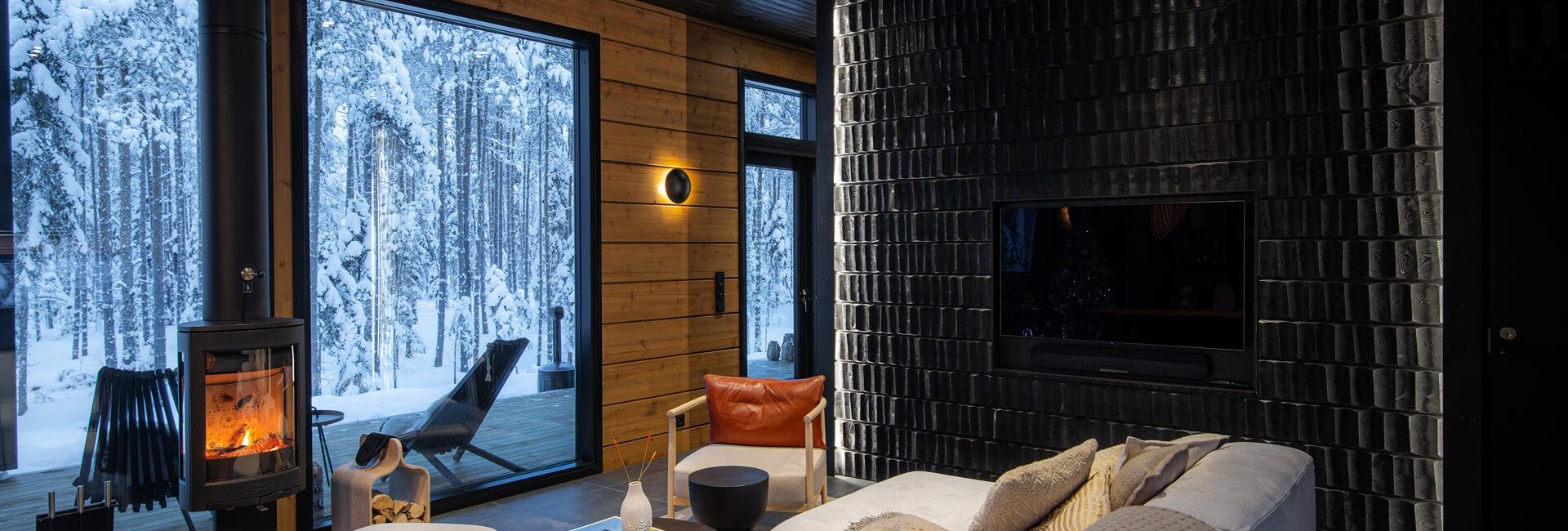 Arctic TreeHouse Hotel Suite