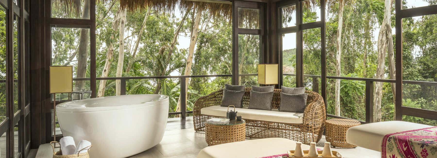 Anantara Quy Nhon Villas// Bathroom